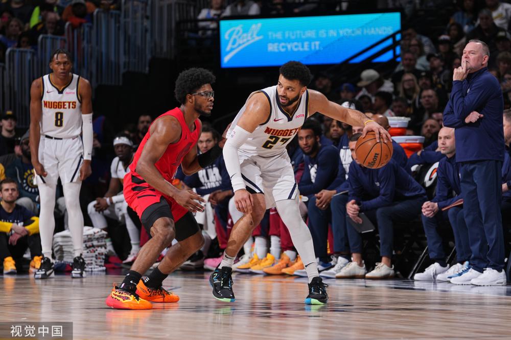 的杰出表现 的杰出表现